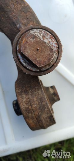 Audi 100 разборные рычаги