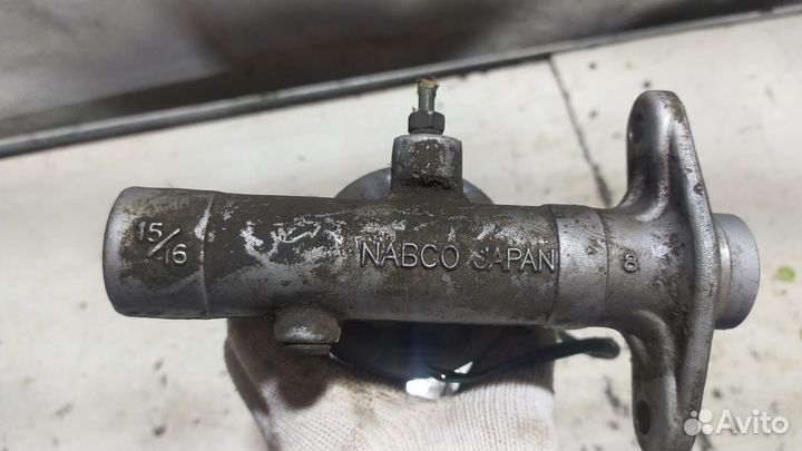 Цилиндр тормозной главный Митсубиси Спейс Раннер