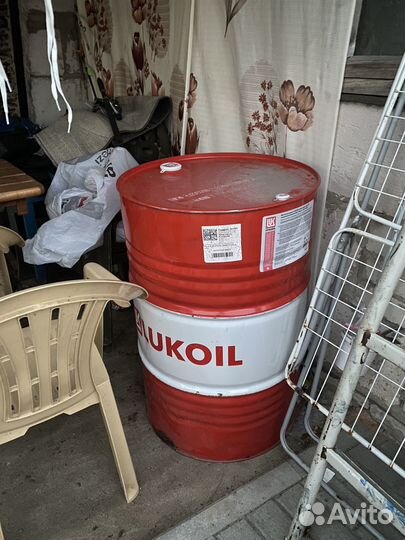 Бочка масла lukoil