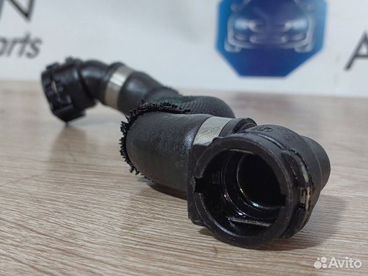 Шланг системы охлаждения Bmw 5 F10 N63B44 2011