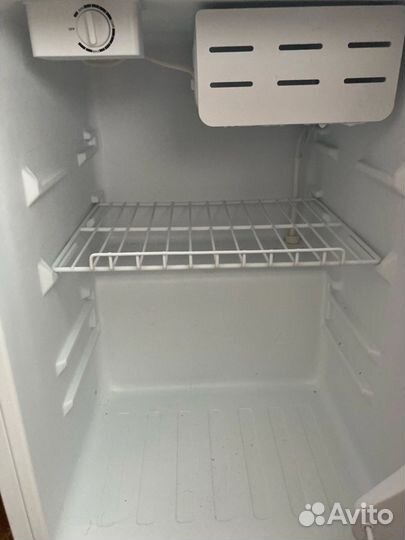 Минихолодильник с морозильной бу