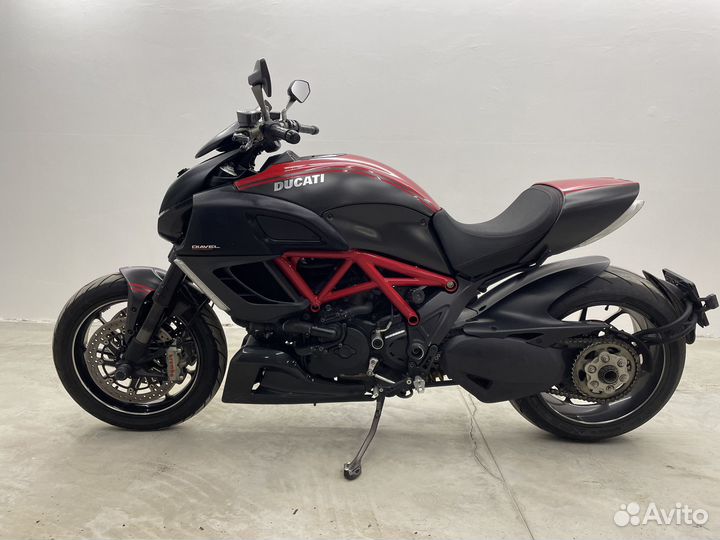 Ducati Diavel Carbon