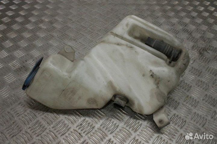 Бачок омывателя лобового стекла Audi S6 C5 4.2