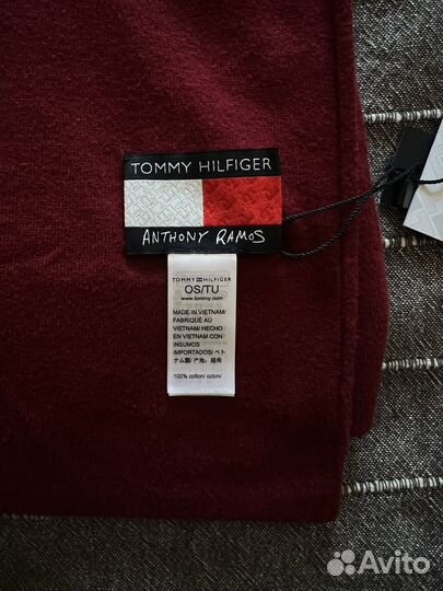 Шарф Tommy Hilfiger x Anthony Ramos