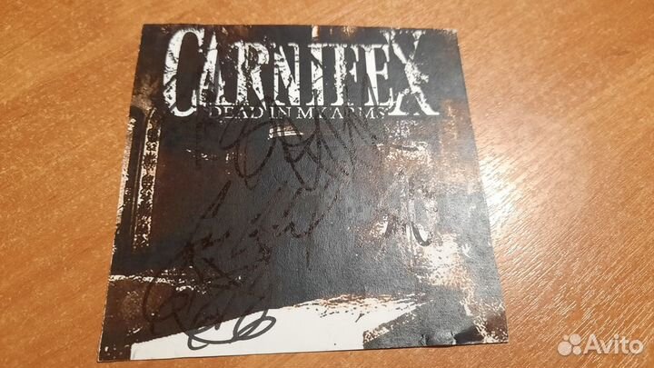 Carnifex автографы группы на обложке альбома