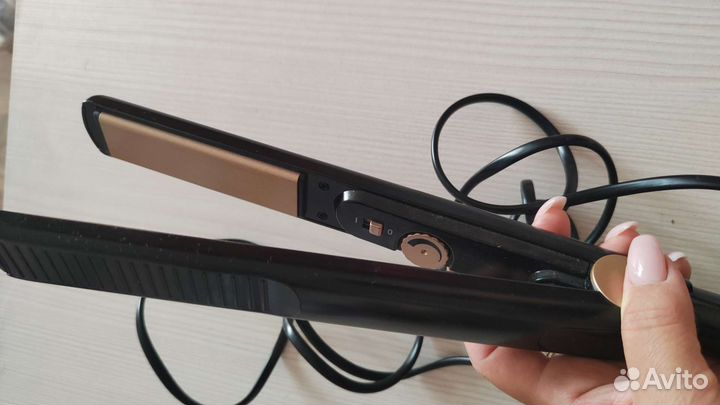 Выпрямитель для волос