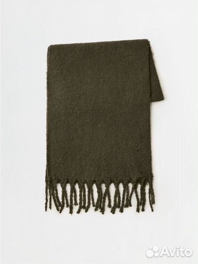 Большой и теплый шарф