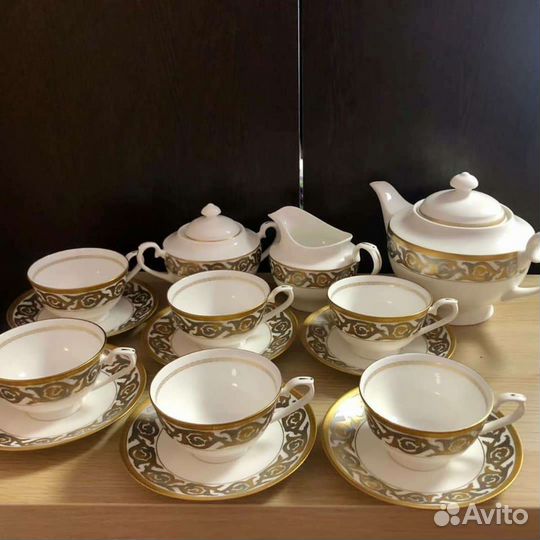 Сервиз чайный костяной