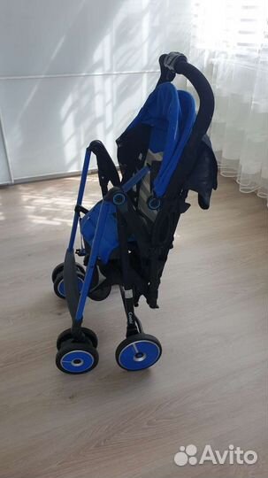 Японская прогулочная коляска трость Combi F2 Plus