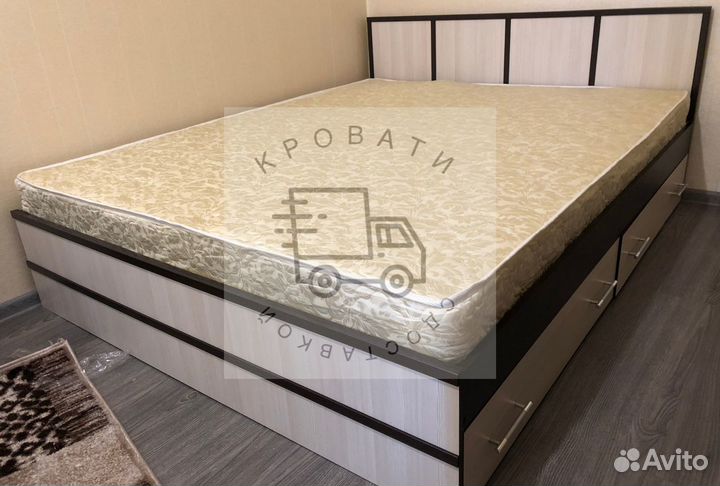 Кровать с ящиками