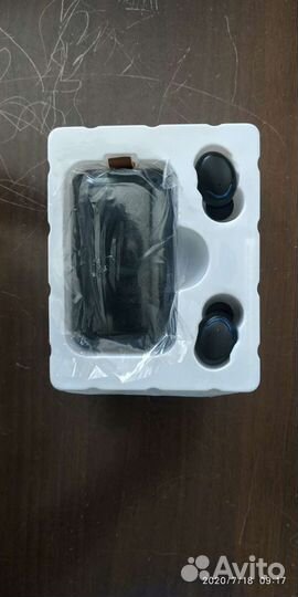 Беспроводные наушники TWS