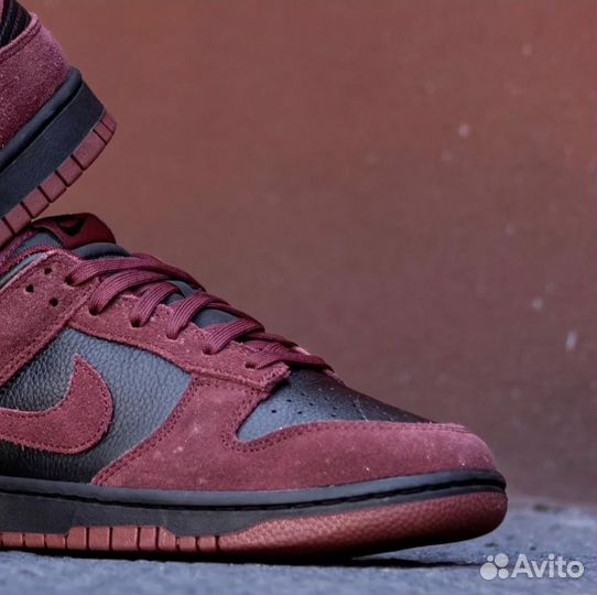 Nuke Dunk Low Dark Team Red Оригинал