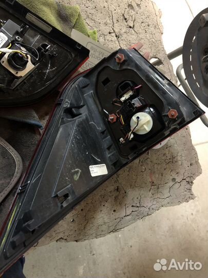 Оригинальные правые фонари ml w166