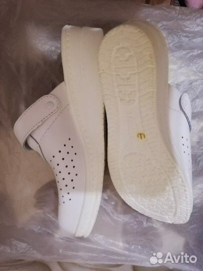 Шлепанцы медицинские 37 размер