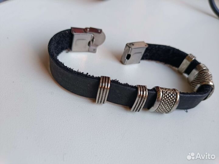 Кожаный браслет мужской