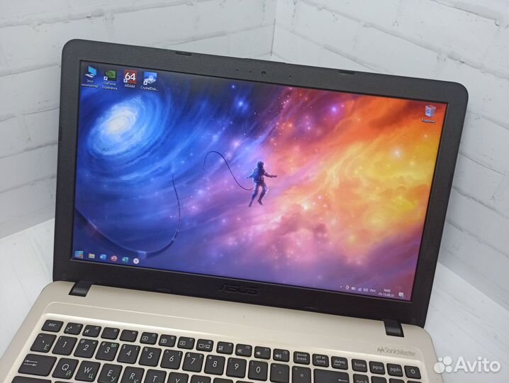 Intel Silver/4 ядра/2.7GHz/DDR4 8GB/SSD 250GB