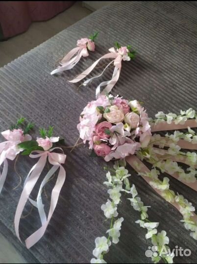 Свадебные украшения на машину