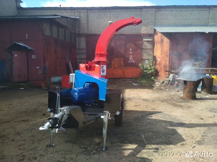 Измельчитель веток дерева прицепной с Эл.дв