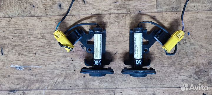 Пиропатрон капота BMW G30 G32 F90 бмв