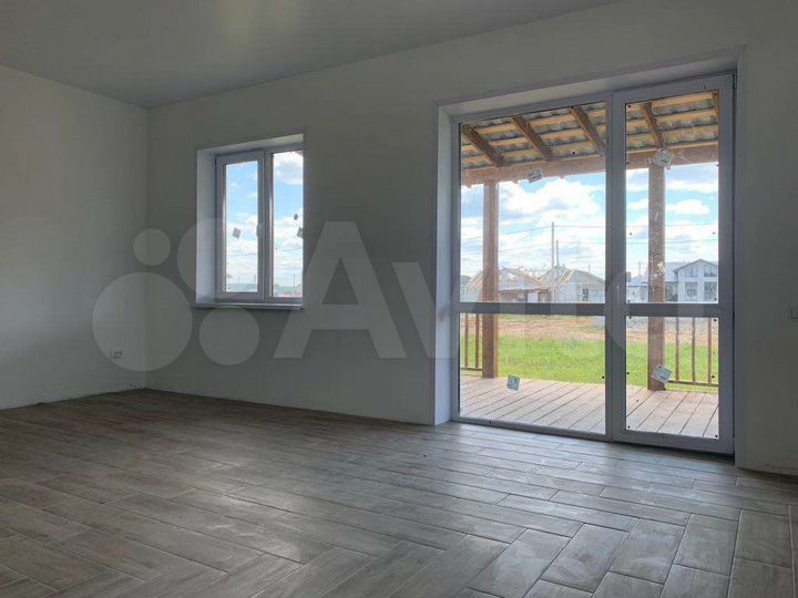 Дом 100 м² на участке 8 сот.