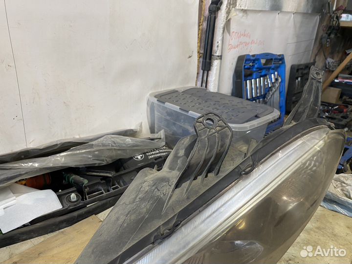 Фара opel zafira b