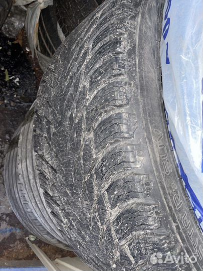 Nokian Tyres Hakkapeliitta R3 SUV 275/45 R21