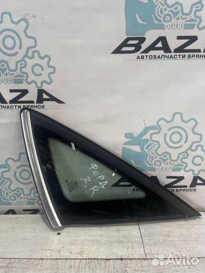 Форточка заднего правого крыла Ford Mondeo 4