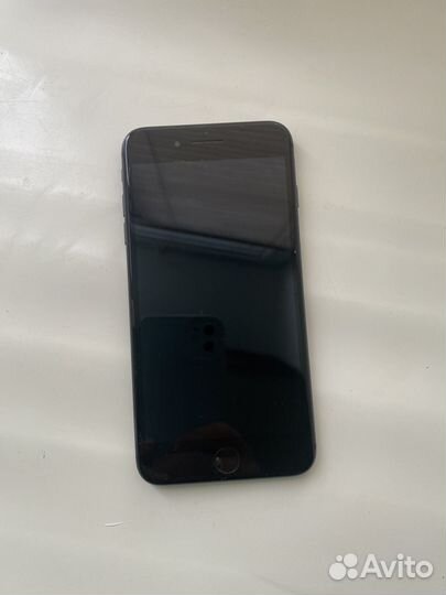 Телефон iPhone 8 plus