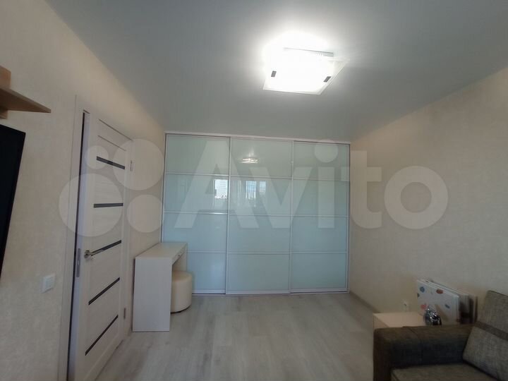 2-к. квартира, 50 м², 10/12 эт.