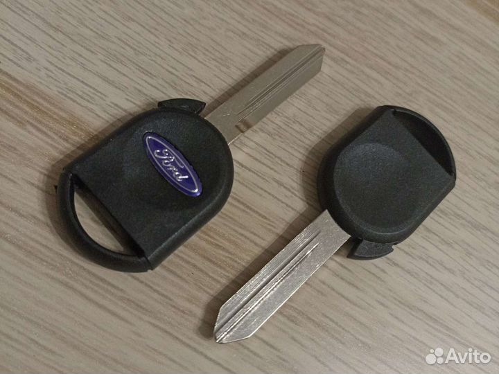 Ключ зажигания Форд Ford FO38 с местом под чип