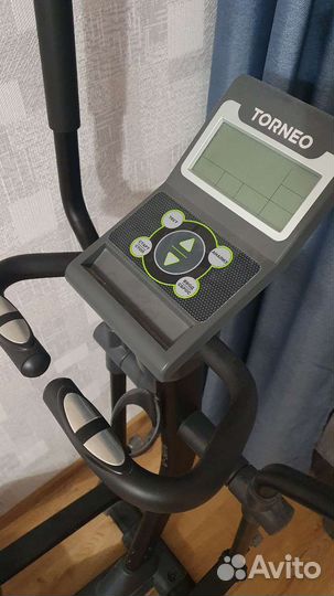 Эллиптический тренажер torneo