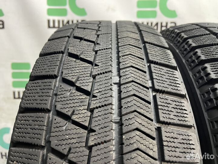 Bridgestone Blizzak VRX2 215/65 R16
