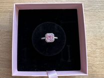 Кольцо с большим розовым камнем