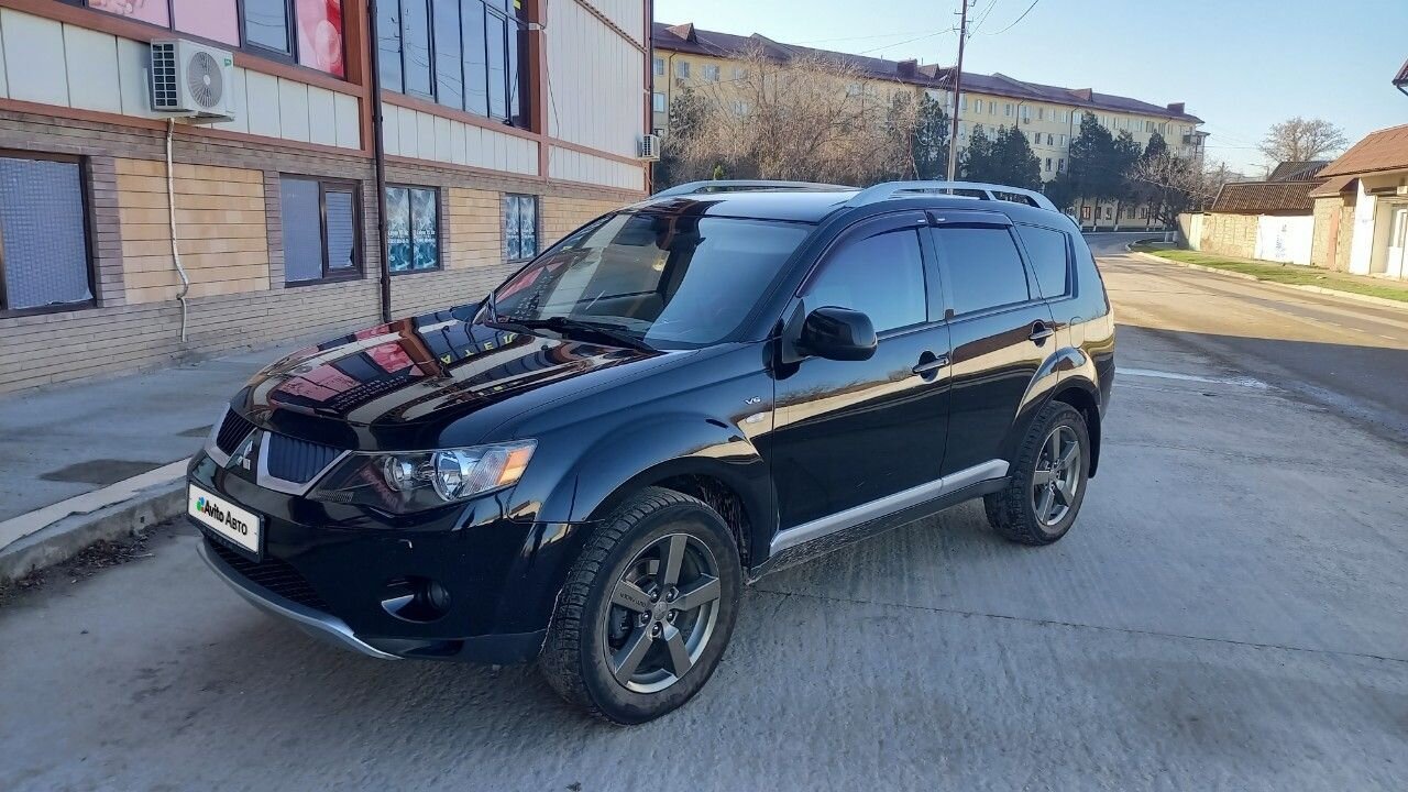 Mitsubishi Outlander: фото владельца