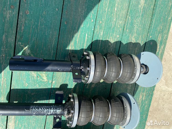 Пневмостойка renault