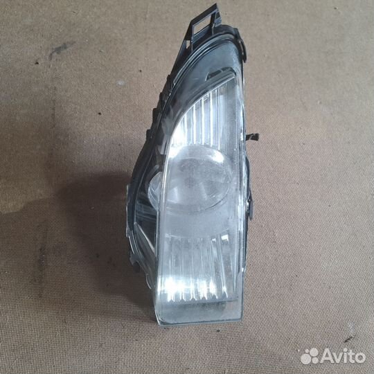 Противотуманная фара Opel Insignia 1
