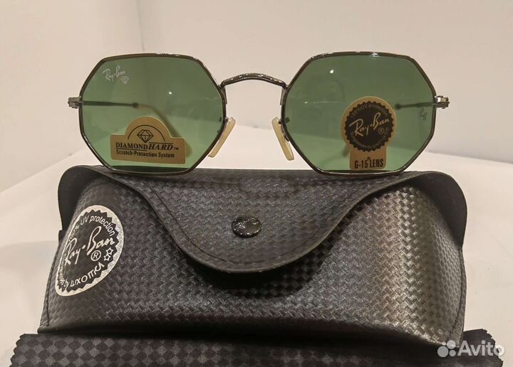 Солнцезащитные очки Ray ban