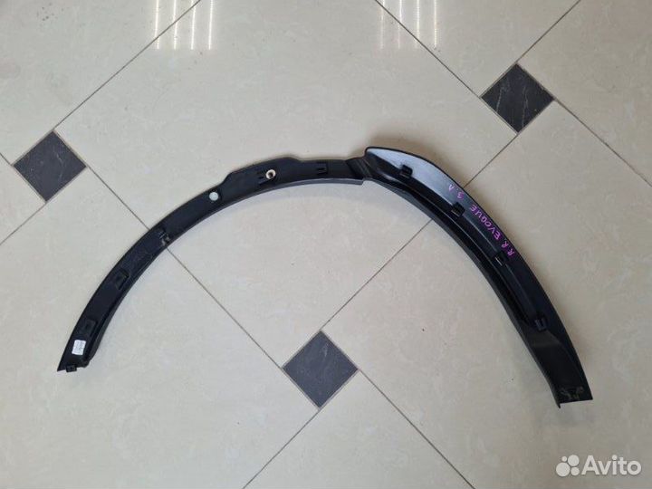 Расширитель арки з.л. колеса задний левый Land