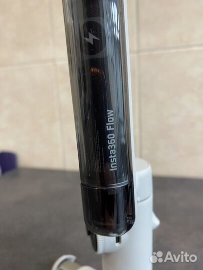 Стабилизатор insta 360 flow