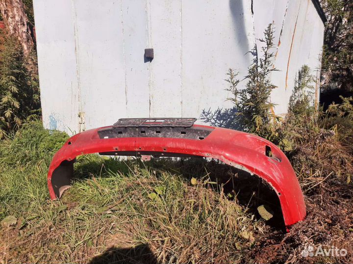 Передний бампер Subaru impreza