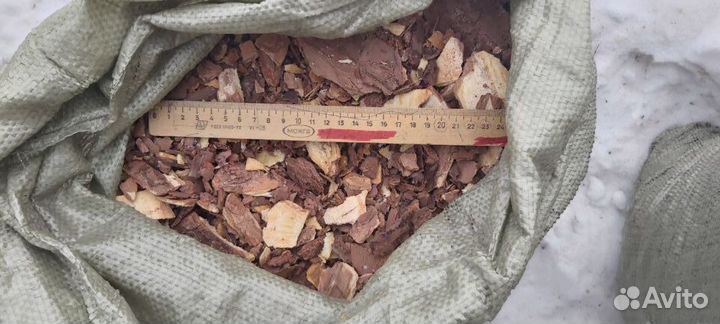 Кора мульча лиственницы и сосны