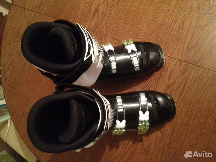 Ботинки горнолыжные Fischer 38 рос.р-р (24,5см)