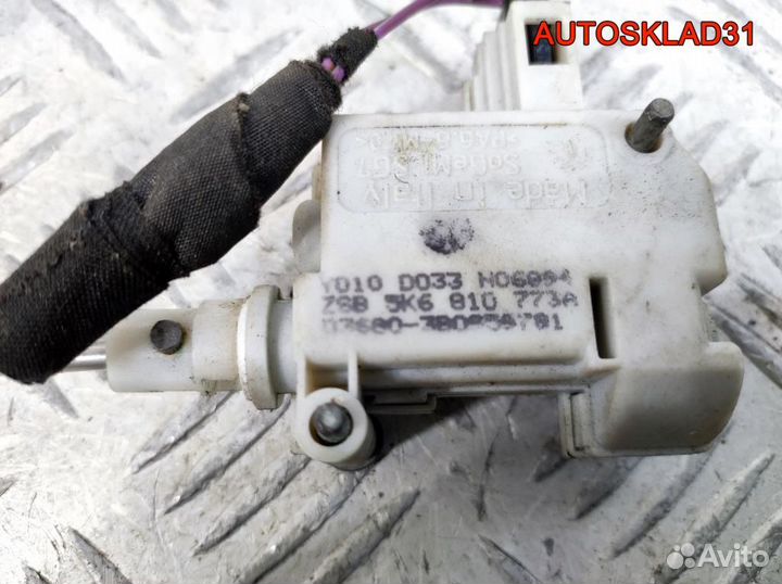 Активатор замка крышки бензобака VW Golf 6