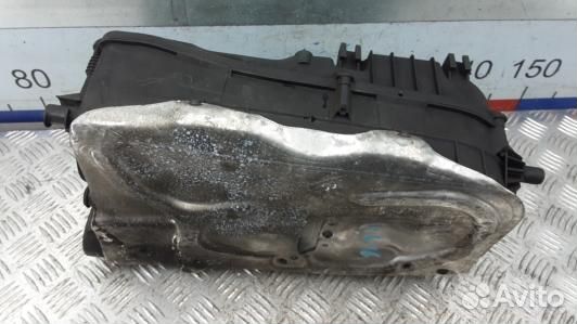 Корпус воздушного фильтра mercedes benz E-class W2