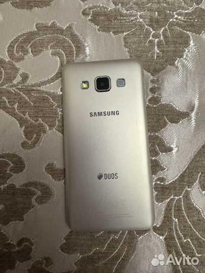 Samsung Galaxy A3 SM-A300H, 16 ГБ