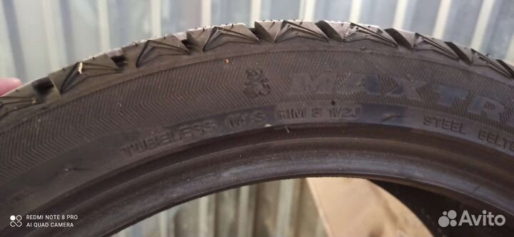 Maxtrek Maximus M9 245/40 R19