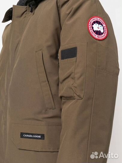 Пуховый бомбер Canada Goose Chilliwack