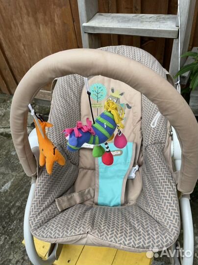 Шезлонг детский