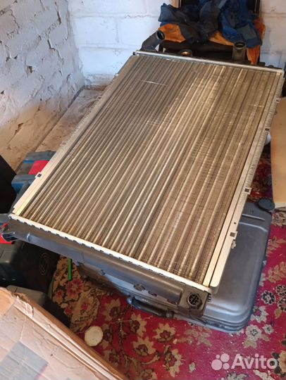 Радиатор охлаждения Renault Megan Scenic