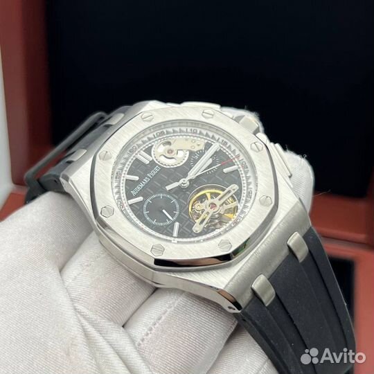 Часы Audemars Piguet Royal Oak Offshore